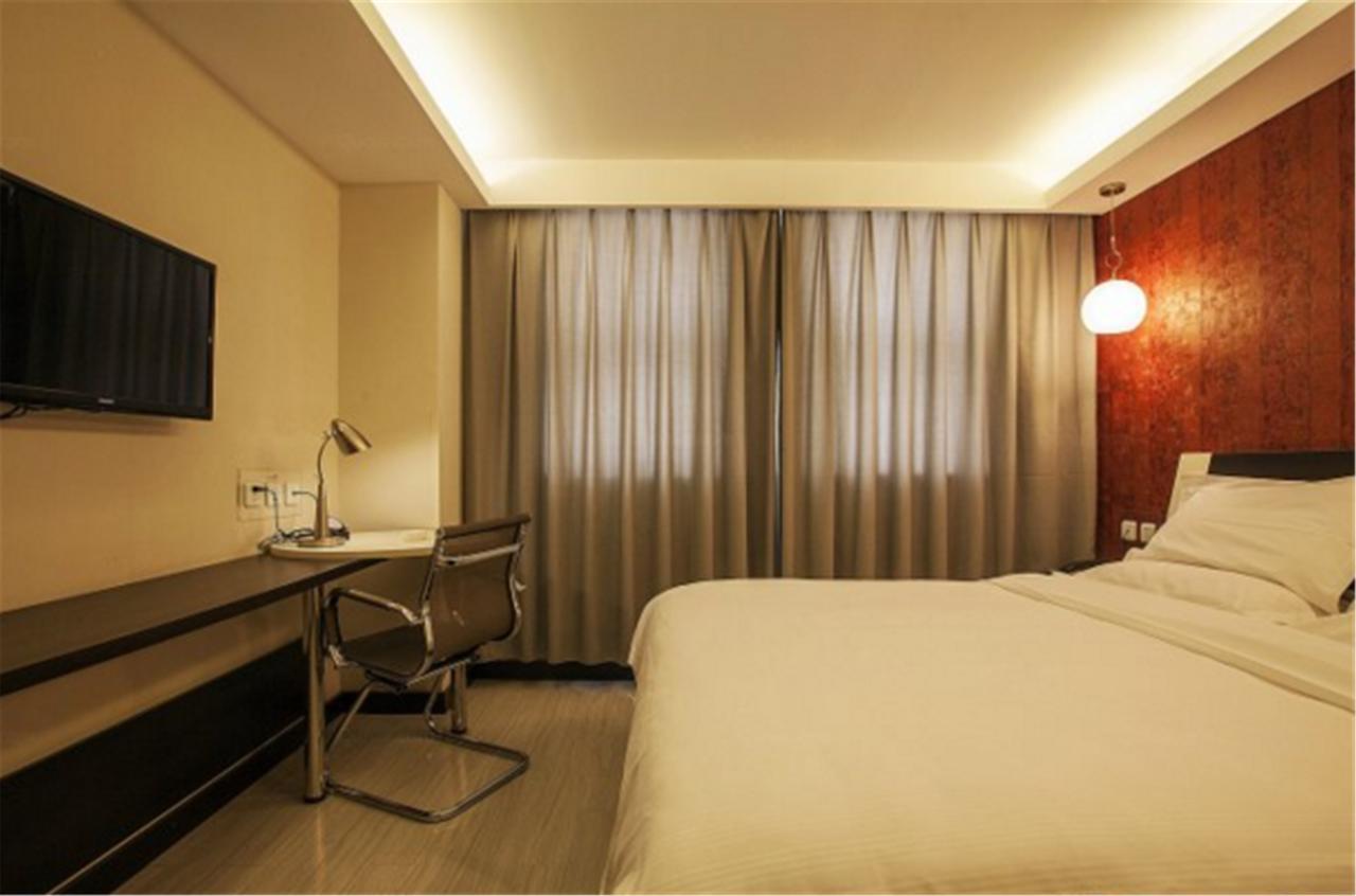 Fairyland Hotel Shanghai New International Exihibition Centre South Yanggao Road Metro Station Extérieur photo